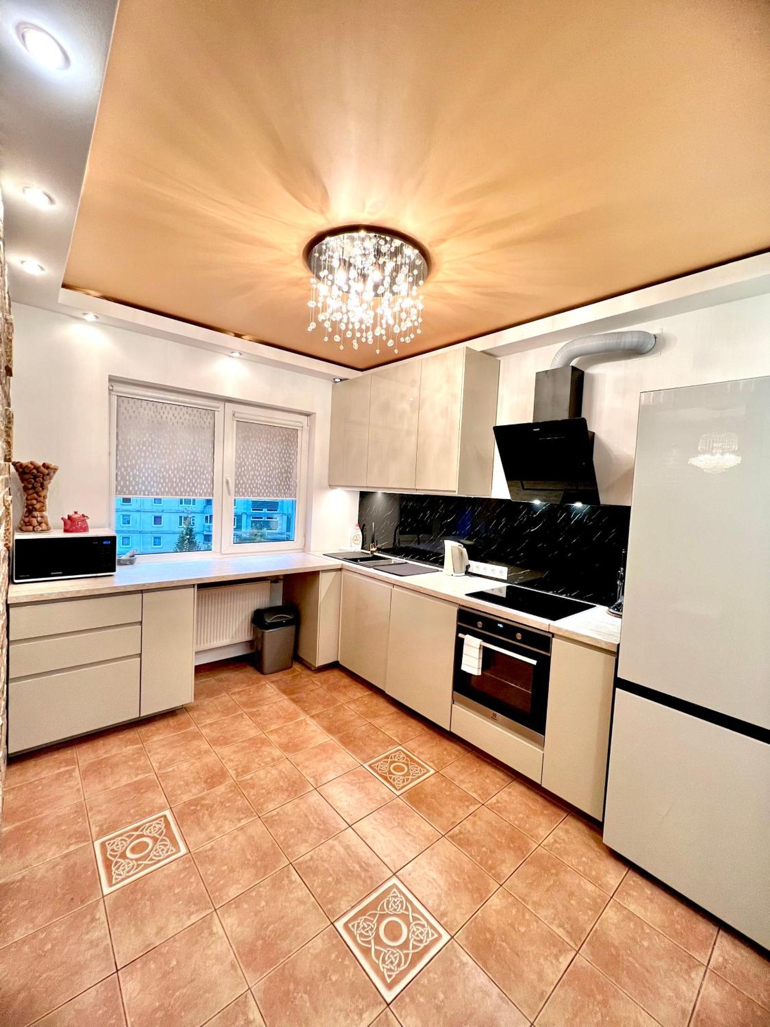 Exclusive Golden Sands *